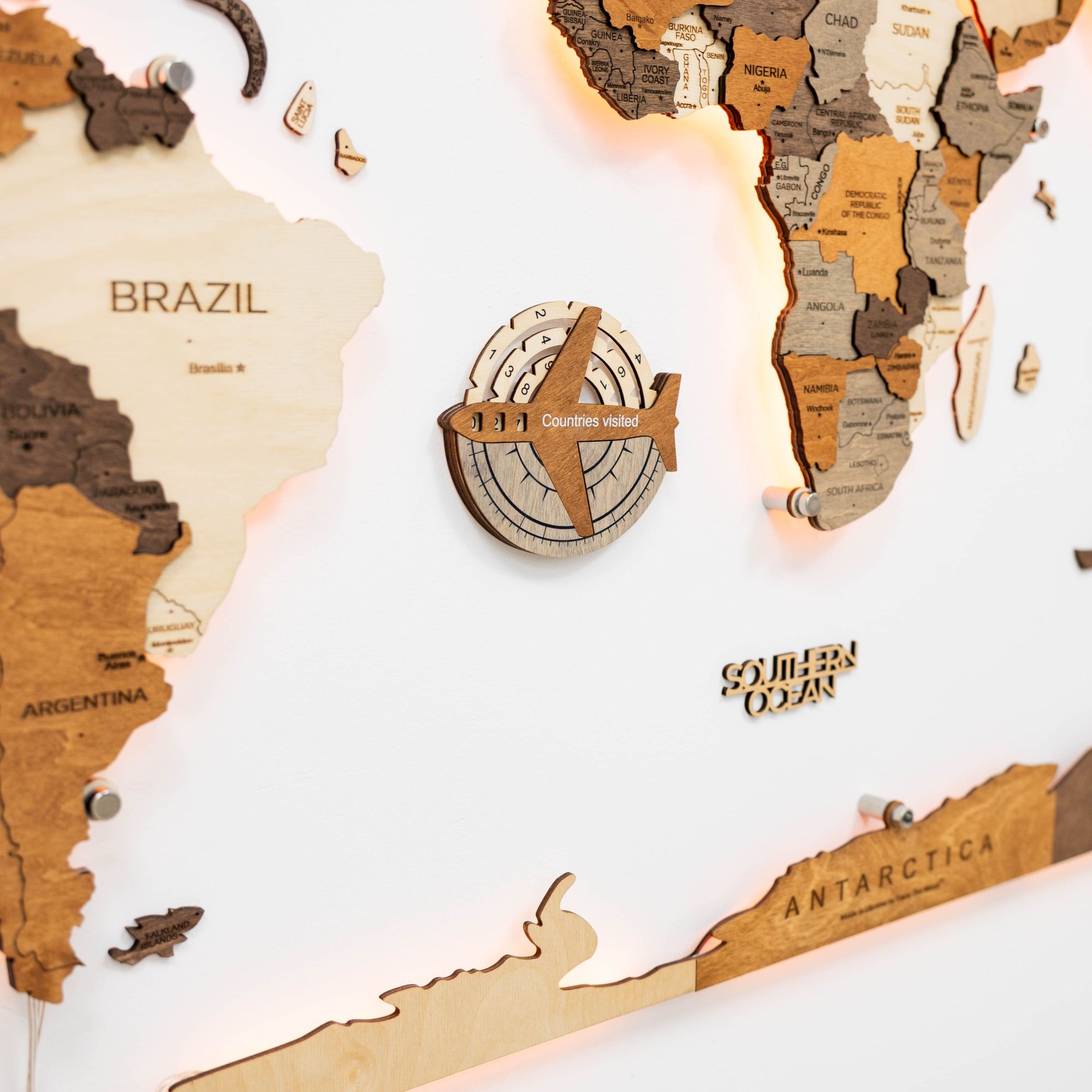 Travel Tracker – Mappa del Mondo 3D in Legno