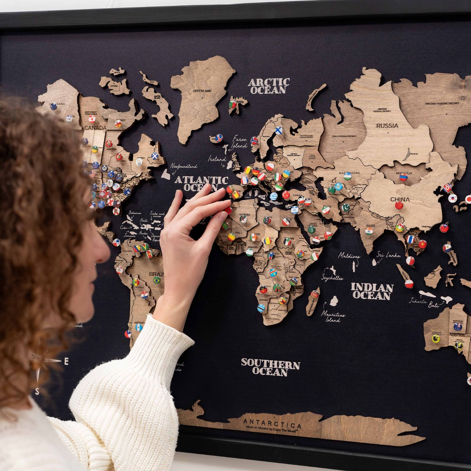 Mappa del Mondo 3D in Legno – Pannello Terra