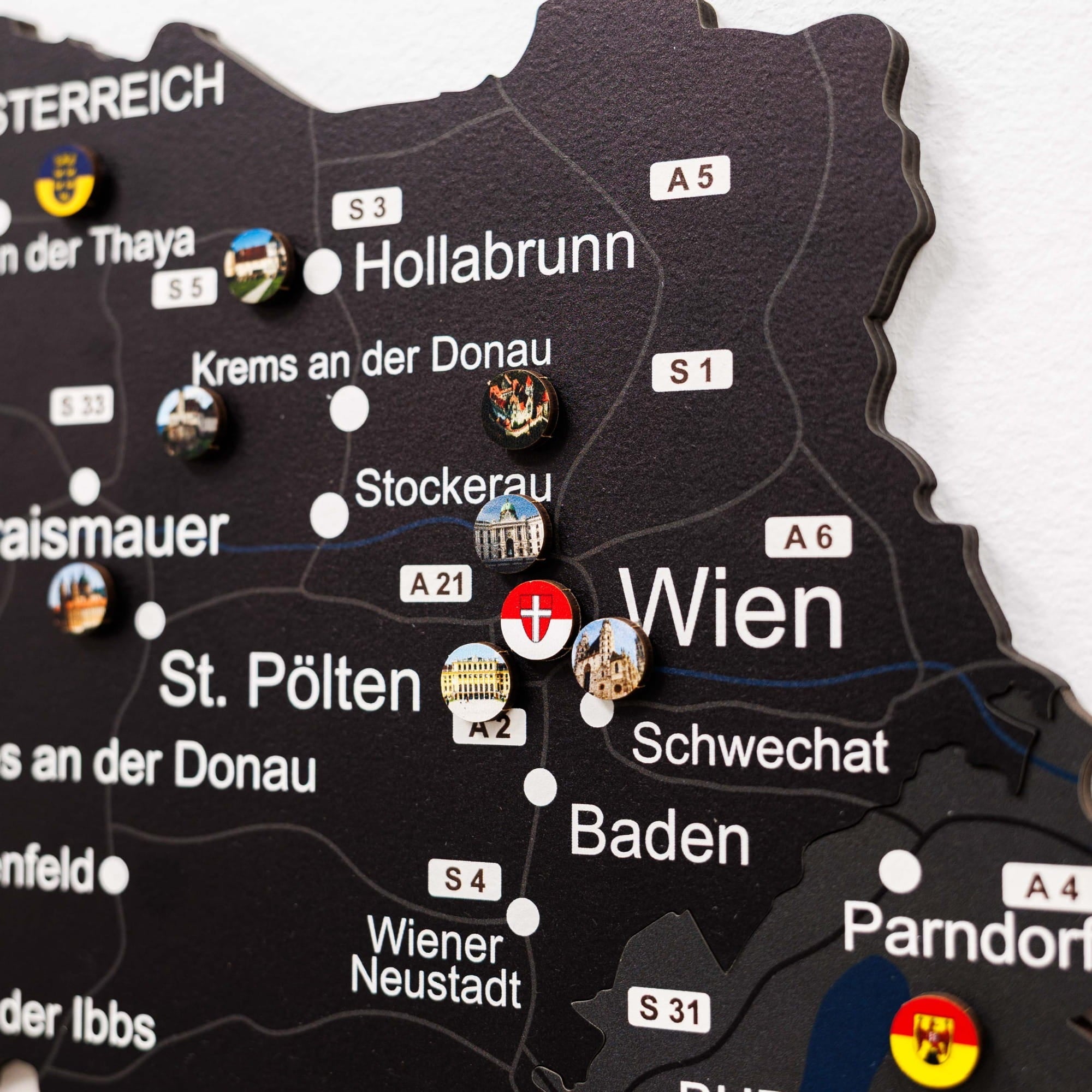 Map of Austria with various locations marked by pins.
