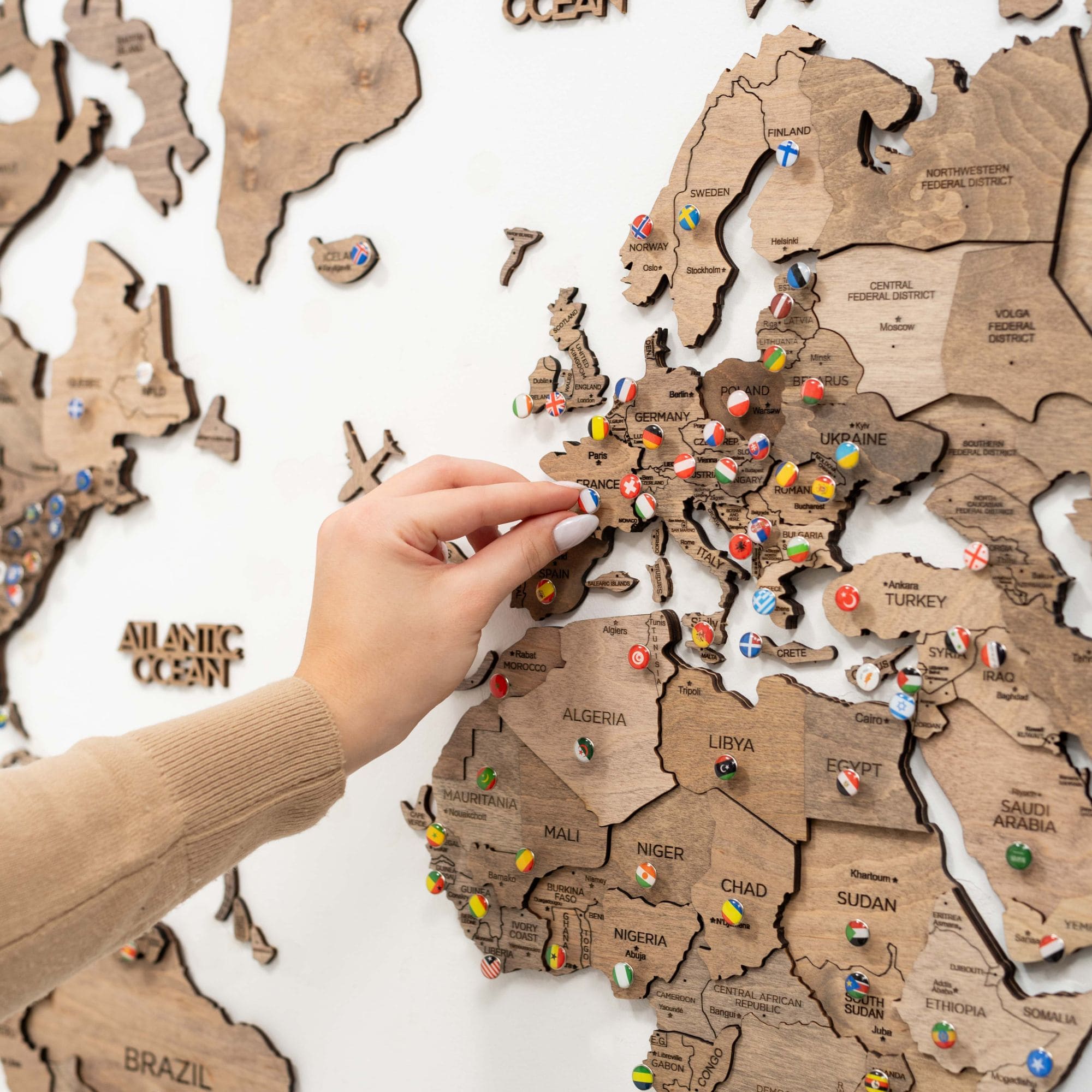 Mappa del mondo 3D in legno Terra