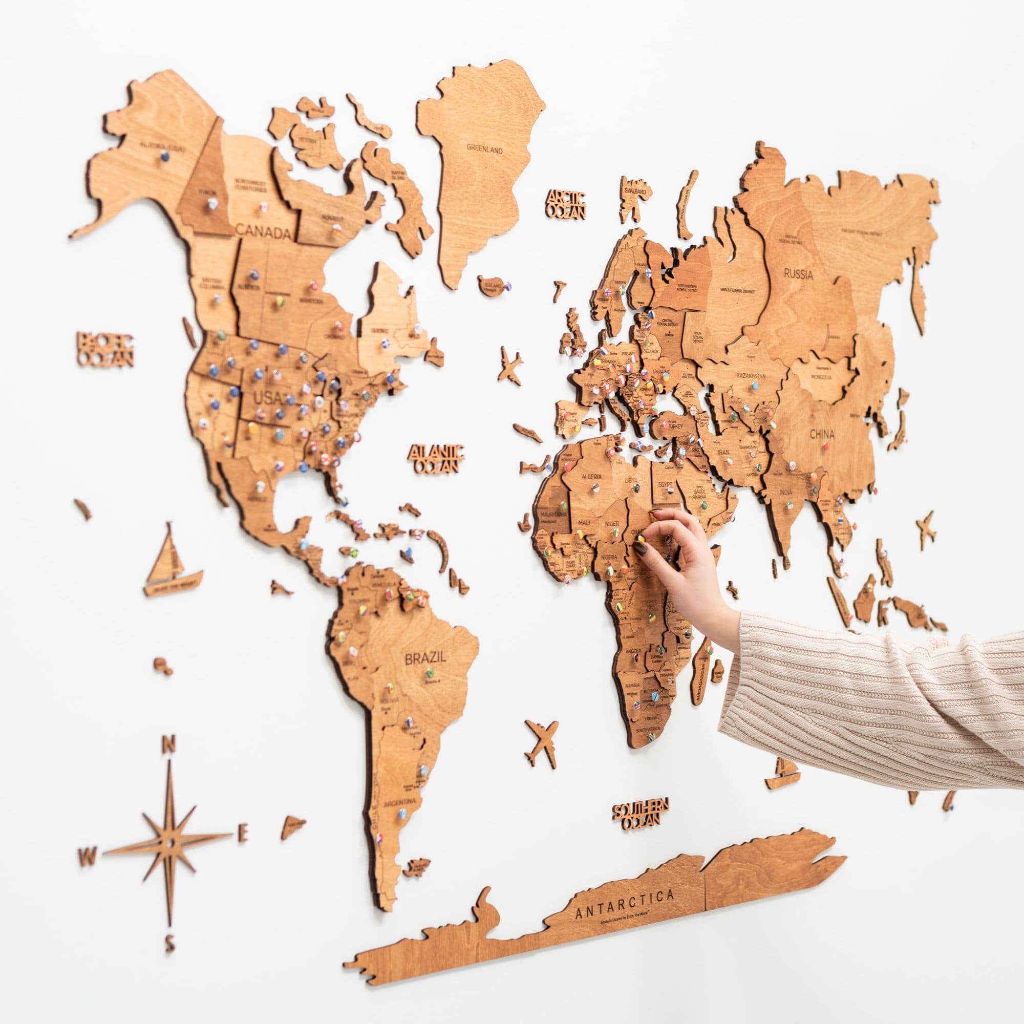 Mappa del Mondo 3D in Legno Rovere