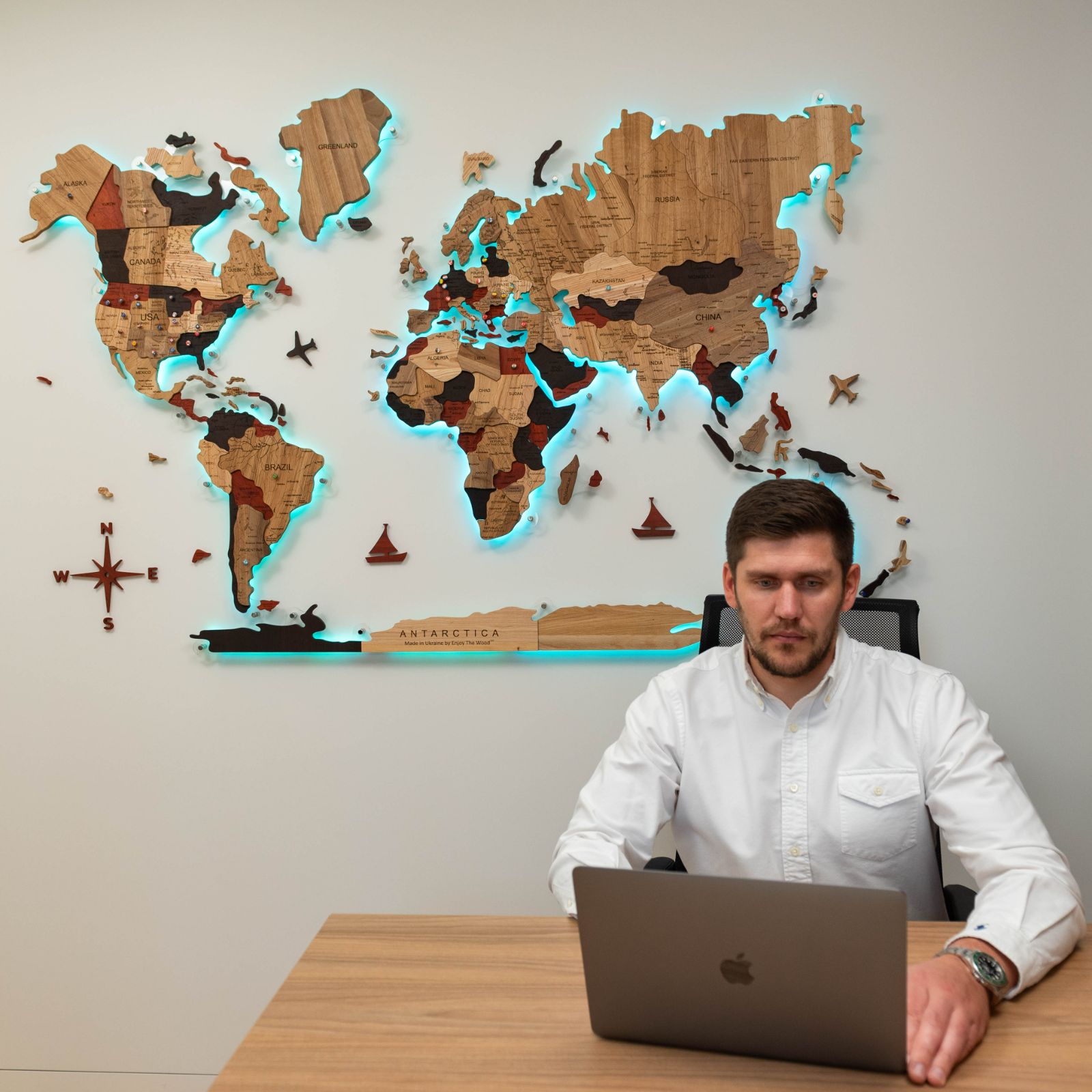 Mappa del Mondo 3D in Legno Massello