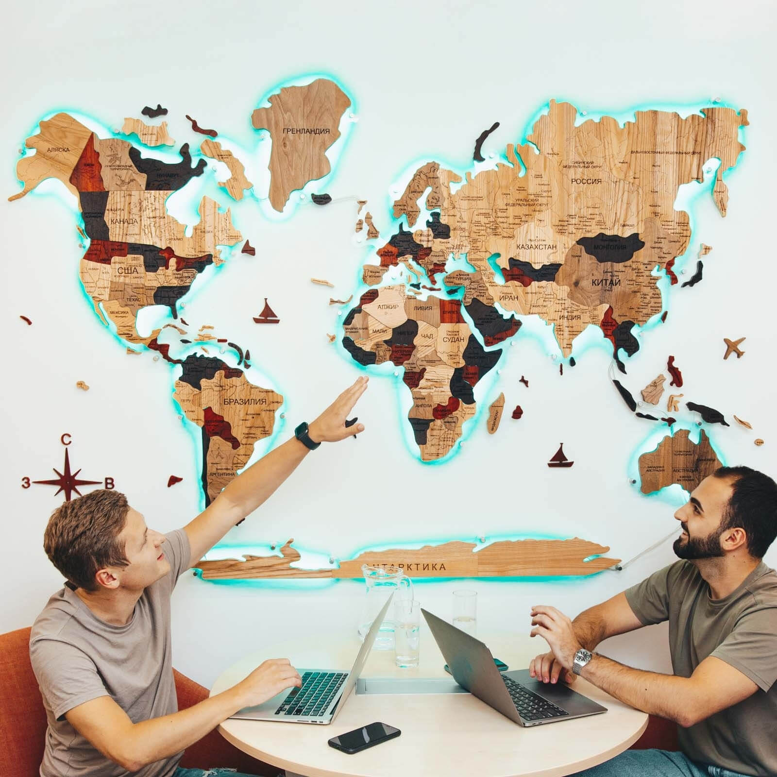 Mappa del Mondo 3D in Legno Massello