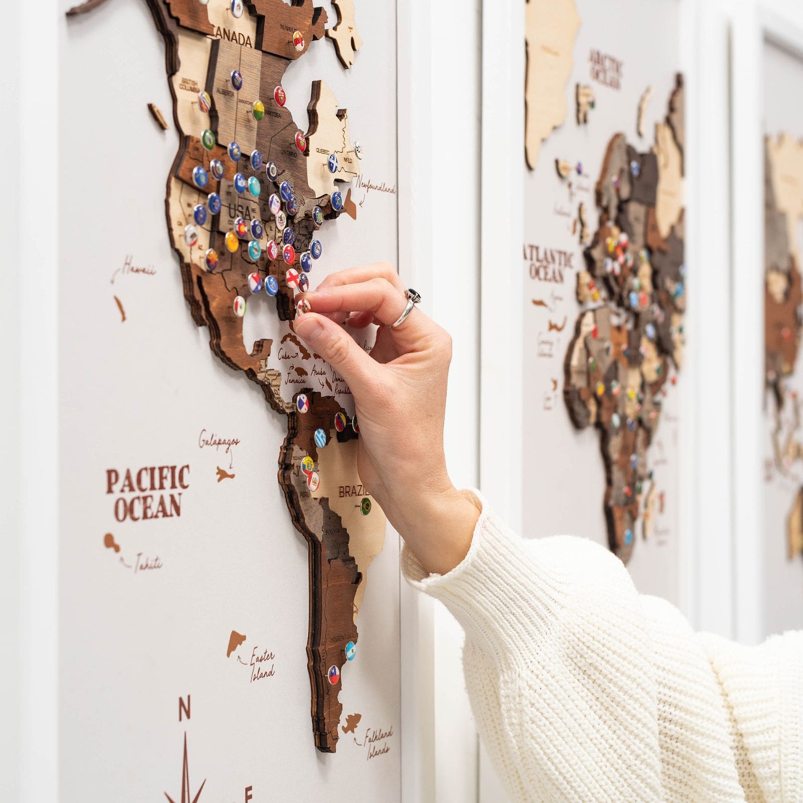 Mappa del Mondo 3D in Legno Multicolore – Trittico da Parete