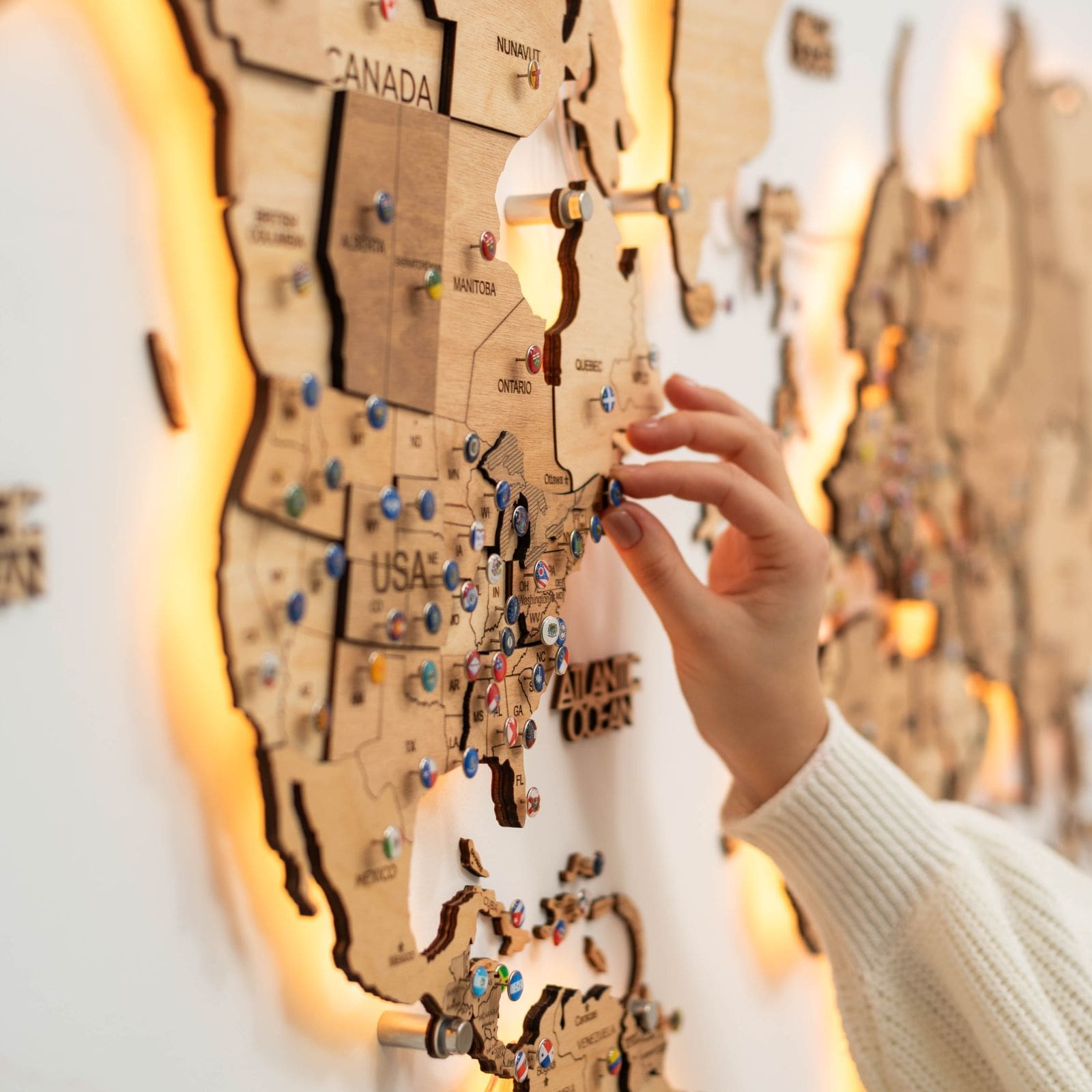 Mappa del Mondo 3D in Legno con Luce LED 3.0 Chiaro