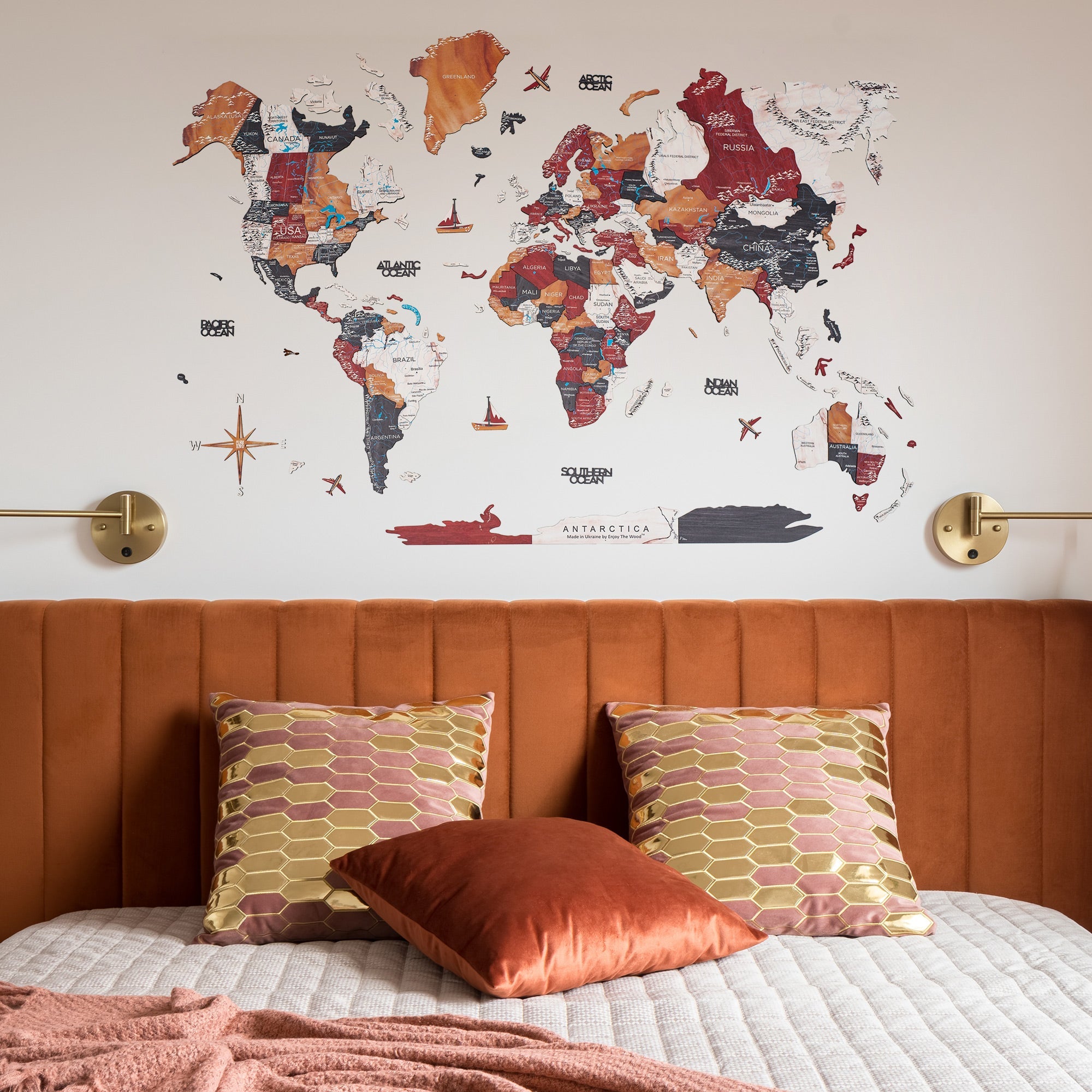 Mappa del mondo 3D in legno colore Onice su parete