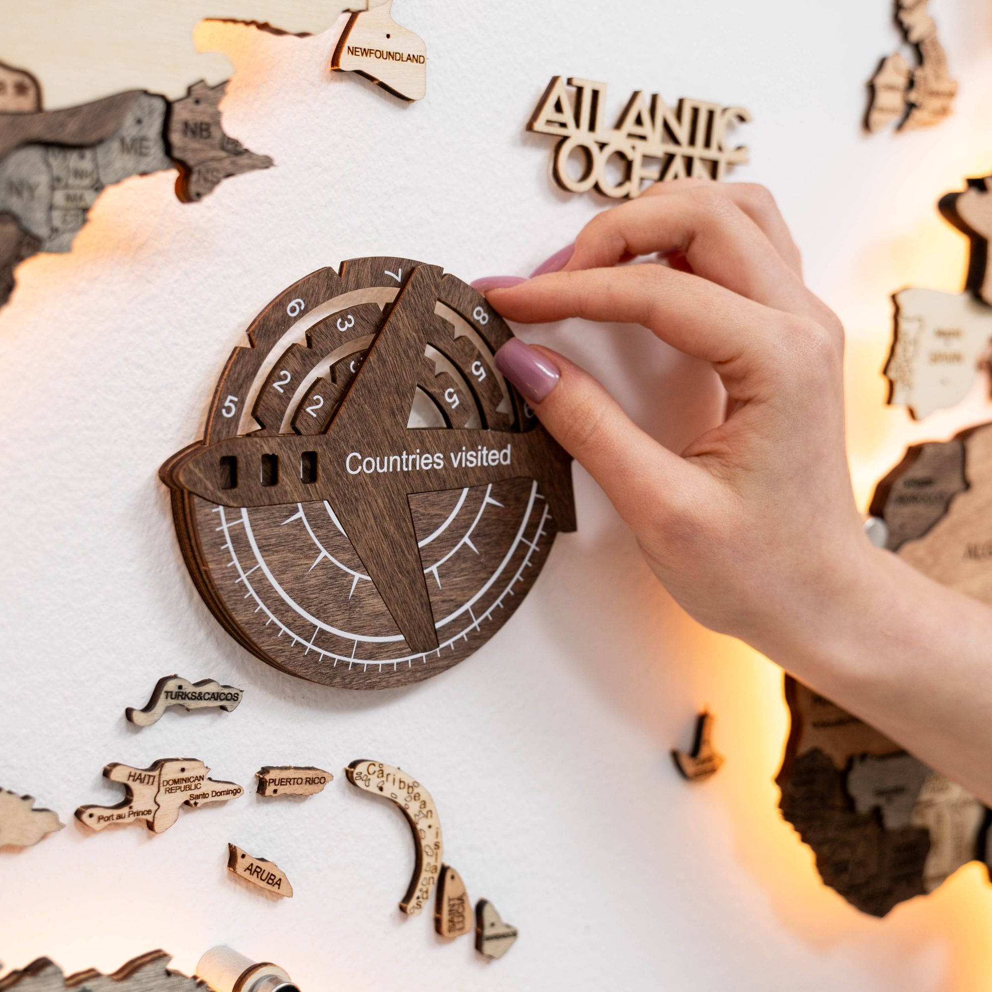 Travel Tracker – Mappa del Mondo 3D in Legno