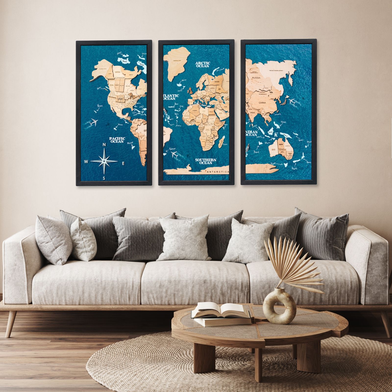 Mappa del Mondo 3D in Legno Chiaro – Trittico da Parete