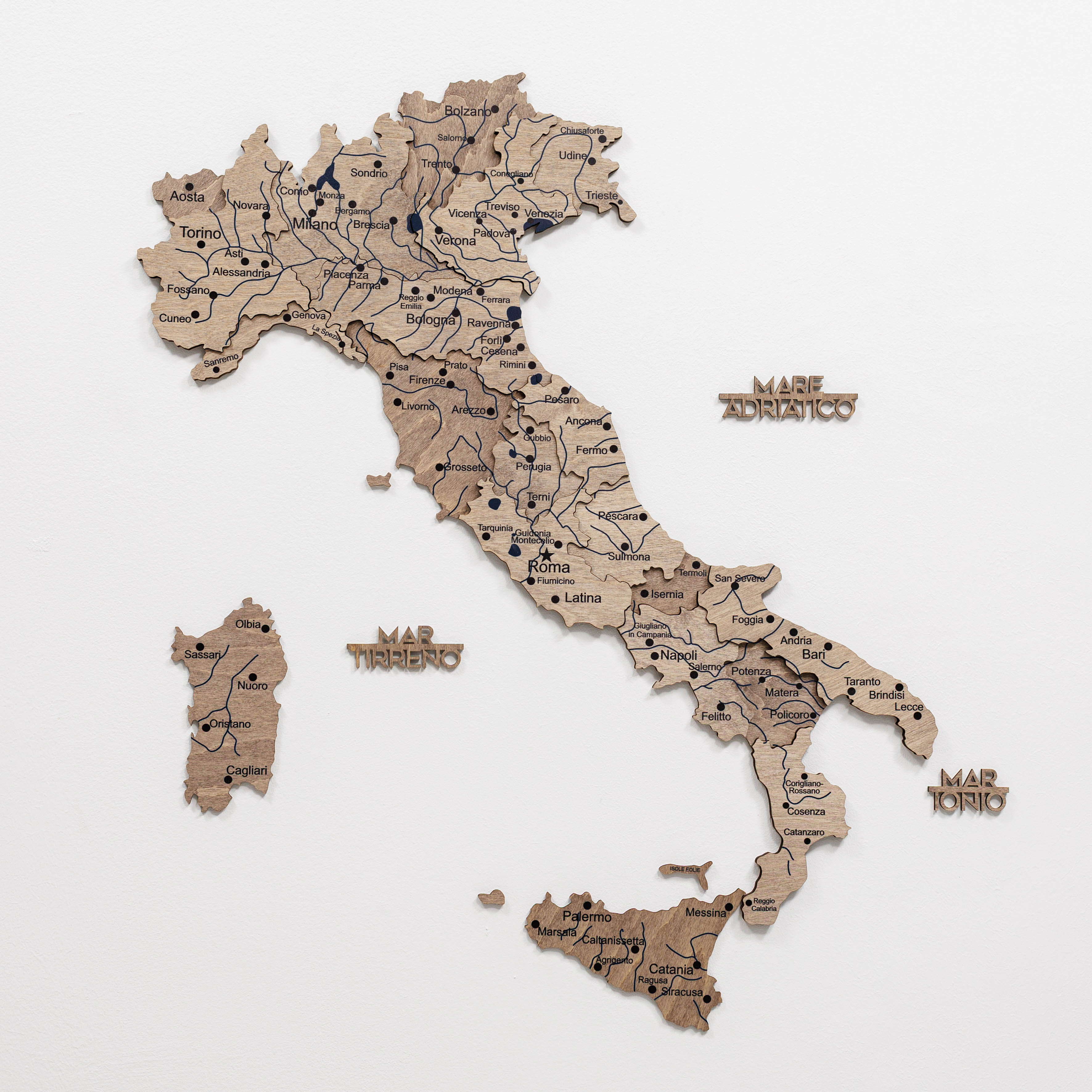 wooden italy map terra